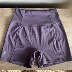 P’tula Yvette Short 4inch - Large (grape)